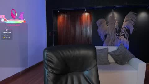 Snapshot of aidajoness chatting on 09/10/25, 12:38 aidajoness online show from 09/10/25, 12:38