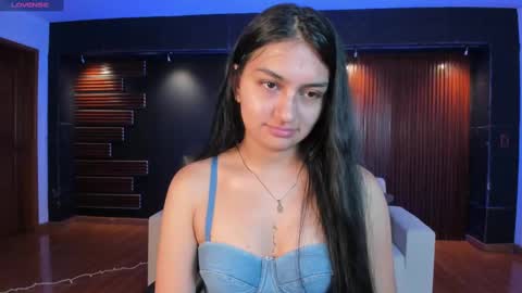 Snapshot of aidajoness chatting on 09/30/25, 11:48 aidajoness online show from 09/30/25, 11:48