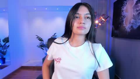 Snapshot of aidajoness chatting on 10/07/25, 11:51 aidajoness online show from 10/07/25, 11:51