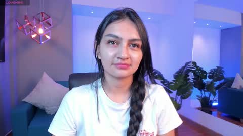 Snapshot of aidajoness chatting on 11/23/25, 12:05 aidajoness online show from 11/23/25, 12:05