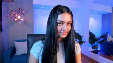 Snapshot of aidajoness chatting on 12/02/25, 11:37 aidajoness online show from 12/02/25, 11:37