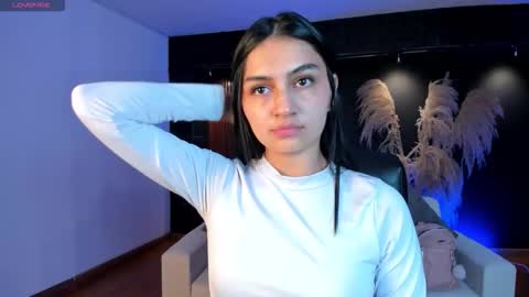 Snapshot of aidajoness chatting on 12/05/25, 11:30 aidajoness online show from 12/05/25, 11:30