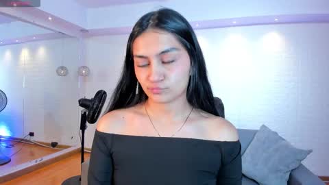 Snapshot of aidajoness chatting on 12/14/25, 01:05 aidajoness online show from 12/14/25, 01:05