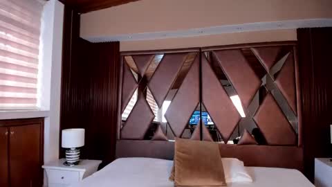 Snapshot of aidajoness chatting on 02/19/26, 01:07 aidajoness online show from 02/19/26, 01:07