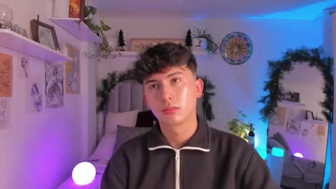 A H  online show from 11/29/25, 10:24