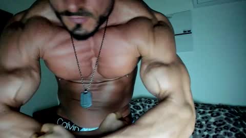 aidandark0 online show from 11/08/25, 07:45