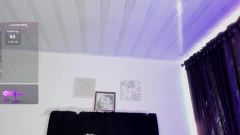 Snapshot of aihnoa_split chatting on 01/23/25, 01:02 AIHNOA online show from 01/23/25, 01:02