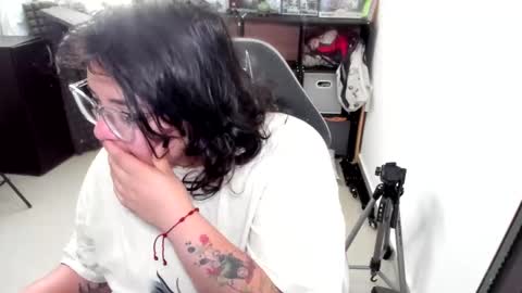 Catalina online show from 11/06/25, 02:07