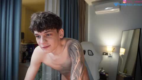 Snapshot of aiko_miracle chatting on 03/08/25, 07:31 birthday here online show from 03/08/25, 07:31