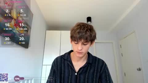 Snapshot of aiko_miracle chatting on 11/08/25, 02:34 birthday here online show from 11/08/25, 02:34