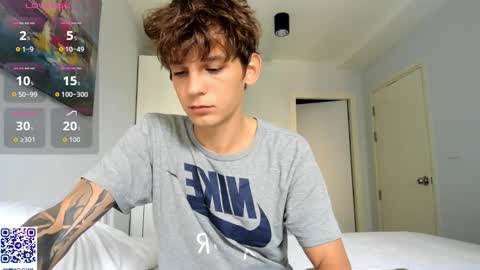 Snapshot of aiko_miracle chatting on 11/10/25, 01:59 birthday here online show from 11/10/25, 01:59