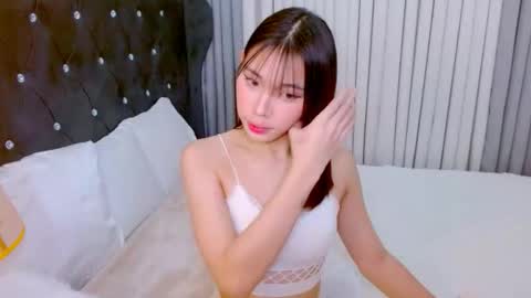 aiko_pleasure online show from 12/15/25, 02:32