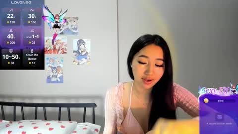 Snapshot of aiko_vex chatting on 02/14/26, 01:24 Aiko online show from 02/14/26, 01:24