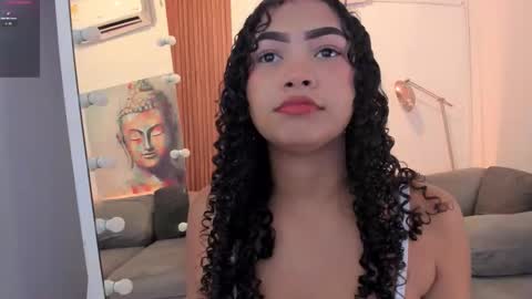 Snapshot of ailann_ chatting on 12/20/25, 07:43 Alisson online show from 12/20/25, 07:43