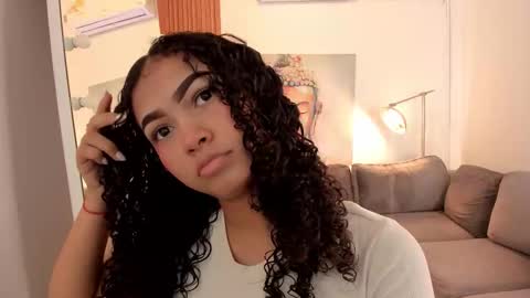 Snapshot of ailann_ chatting on 02/05/26, 07:51 Alisson online show from 02/05/26, 07:51