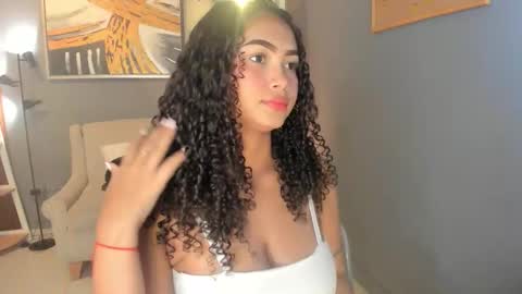 Snapshot of ailann_ chatting on 02/25/26, 07:45 Alisson online show from 02/25/26, 07:45