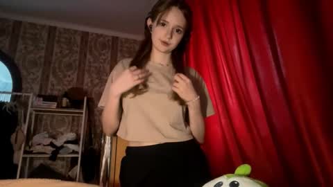 Kira online show from 10/09/25, 11:08