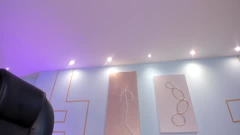 Snapshot of aileenvega chatting on 01/10/25, 02:25 AILEEN VEGA online show from 01/10/25, 02:25