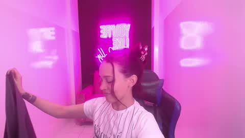 Ailen online show from 12/04/24, 10:41