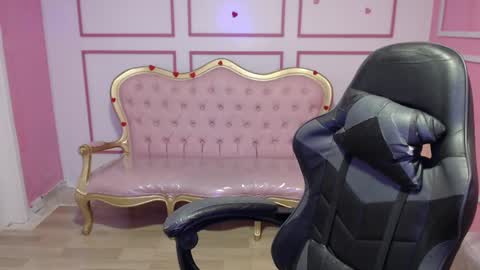 Ailen online show from 12/13/24, 03:38