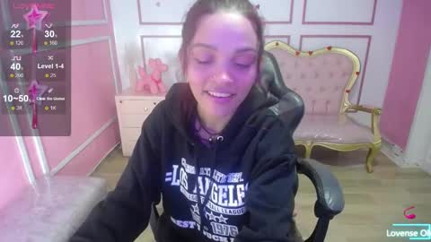 Ailen online show from 12/20/24, 04:42