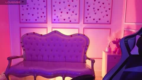 ailen online show from 10/07/25, 02:20