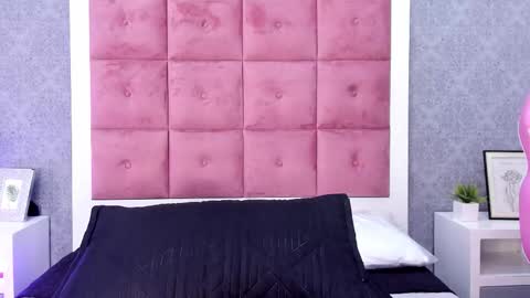 Ailen online show from 11/08/25, 01:00