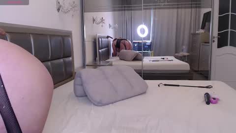 Snapshot of ailinaioki chatting on 03/21/26, 01:37 Ailinaioki online show from 03/21/26, 01:37