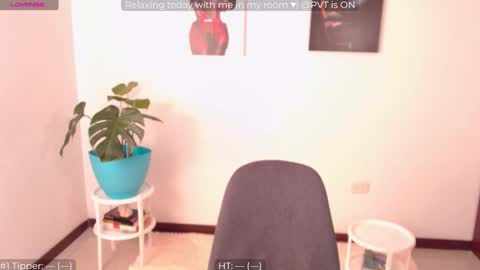 Snapshot of ailyn_ chatting on 12/07/24, 03:52 ailyn_ online show from 12/07/24, 03:52