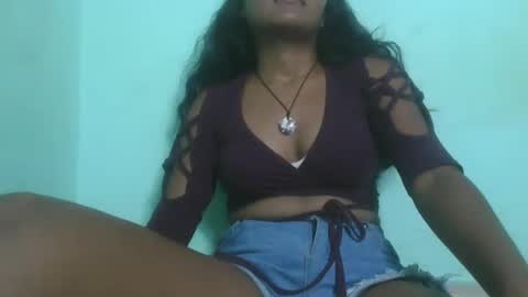 Snapshot of aimeamour chatting on 01/29/25, 03:04 aimeamour online show from 01/29/25, 03:04