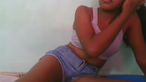 Snapshot of aimeamour chatting on 02/25/25, 06:58 aimeamour online show from 02/25/25, 06:58