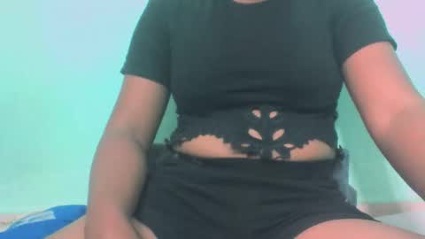 Snapshot of aimeamour chatting on 09/15/25, 04:34 aimeamour online show from 09/15/25, 04:34