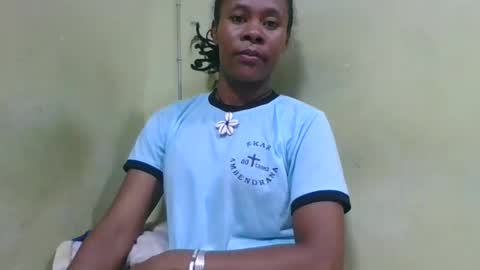 aimee982179 online show from 04/15/26, 05:14