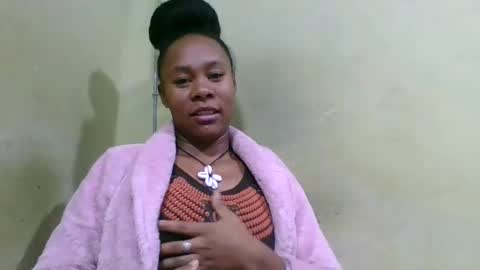 Snapshot of aimee982179 chatting on 06/10/26, 04:34 aimee982179 online show from 06/10/26, 04:34