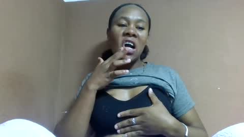 aimee982179 online show from 08/02/26, 02:32