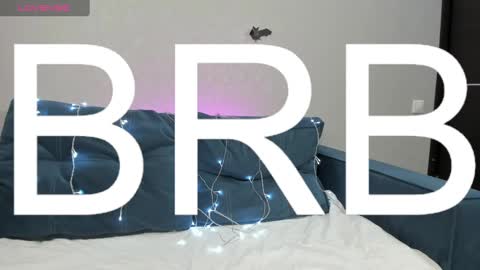 Snapshot of aina_faina chatting on 12/28/24, 04:30 Aina online show from 12/28/24, 04:30