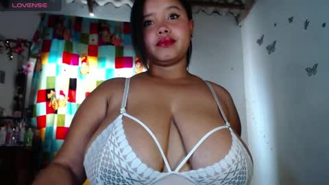 Liz online show from 04/05/26, 02:25