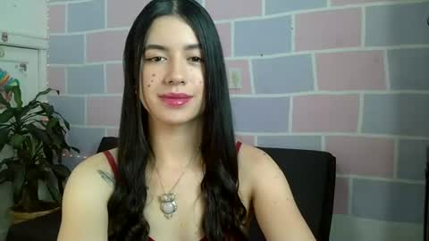 Snapshot of aine_ileana chatting on 07/12/26, 02:52 J online show from 07/12/26, 02:52