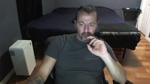 Snapshot of airbornelunsford39 chatting on 01/01/25, 10:56 Daddy online show from 01/01/25, 10:56