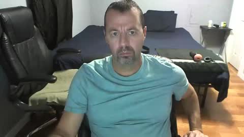 Snapshot of airbornelunsford39 chatting on 11/06/25, 12:11 Daddy online show from 11/06/25, 12:11