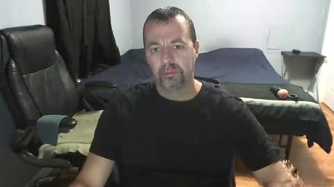 Snapshot of airbornelunsford39 chatting on 11/19/25, 12:21 Daddy online show from 11/19/25, 12:21