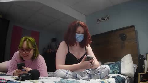 The Moxs whore online show from 04/19/26, 06:02