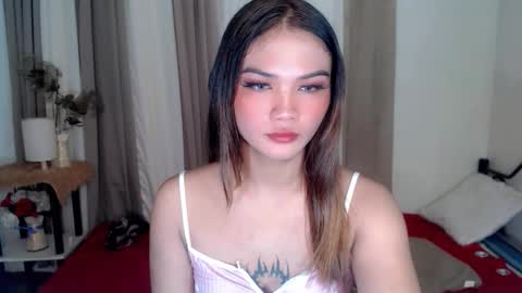 airy_lust online show from 10/22/25, 04:07