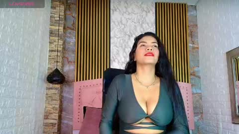 aisha__cambell online show from 05/13/26, 10:12