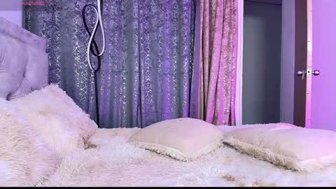 Snapshot of aisha_grace chatting on 01/11/25, 07:39 Ash INDEPENDET MODEL online show from 01/11/25, 07:39