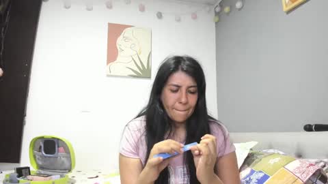 Snapshot of aisha_latina chatting on 12/06/24, 12:12 Katie online show from 12/06/24, 12:12