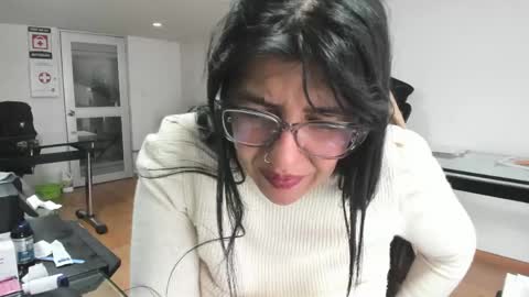 Katie   online show from 05/26/26, 03:30