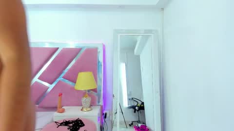 Snapshot of aisharodgers00 chatting on 02/10/26, 03:27 Aisha Rodgers online show from 02/10/26, 03:27