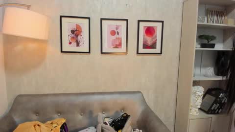 AishaValcazar online show from 12/16/25, 10:15