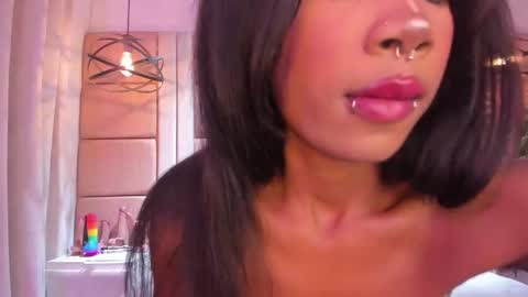 AishaValcazar online show from 03/18/26, 01:20